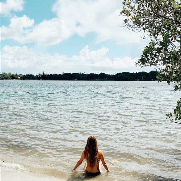 Meet your seller, Paige 🌻 - Picture 7 of 7